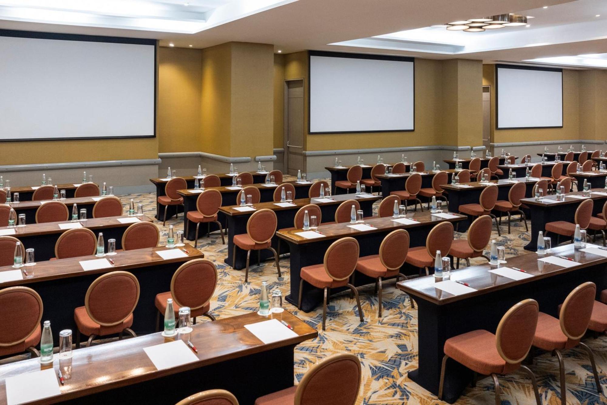 Cali Marriott Hotel Экстерьер фото